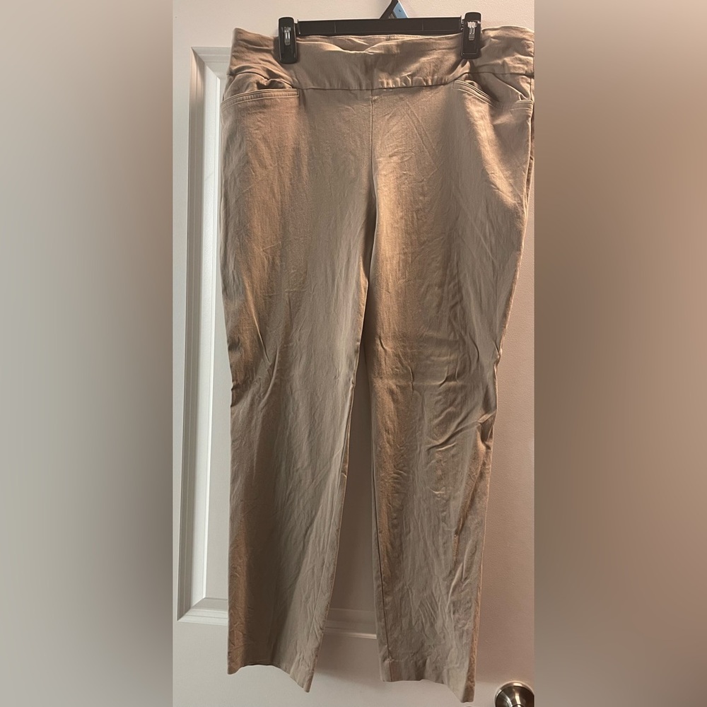 Van Heusen women’s khaki dress pants size 16R